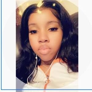 Meet your Posher, Fatima